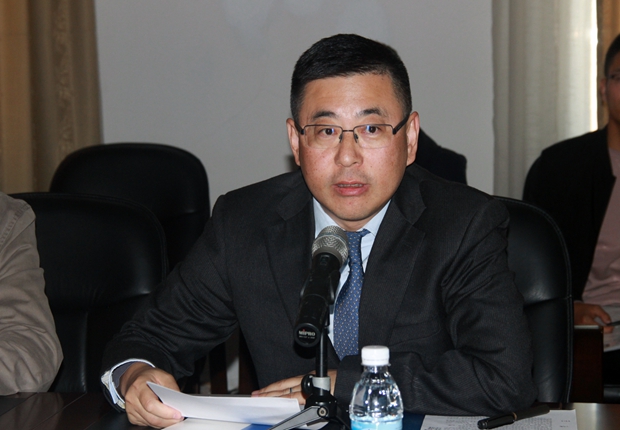 候选人张竟浩作自我介绍及陈述